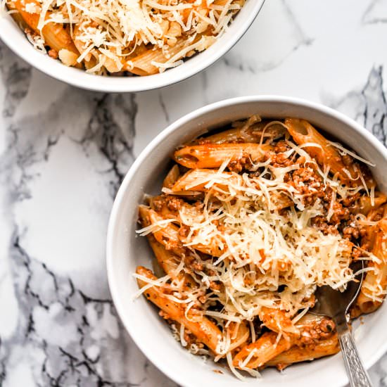 Pasta with Bolognese sauce - Recipe photo by alinascookbook