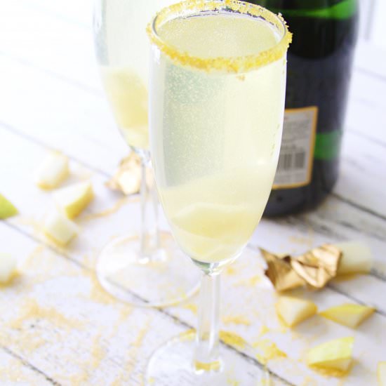 Golden Globes: Sparkling Gold Pear - Recipe photo by Margaritas On The Rocks