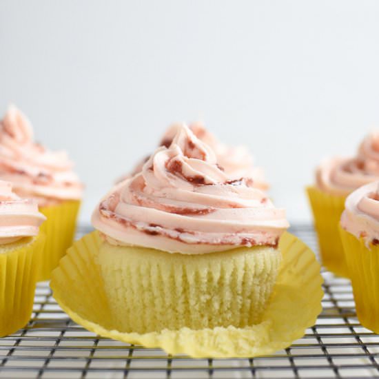 Lemon and Grapefruit Cupcakes - Recipe photo by crumbkitchen