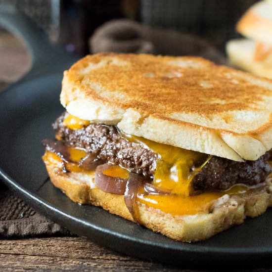 How to Make a Patty Melt - Recipe photo by Fox Valley Foodie