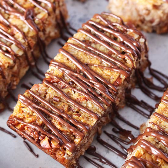 Paleo Chewy Granola Bars - Recipe photo by goldenbarrel