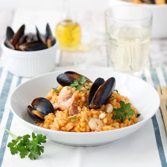 Seafood risotto - Recipe photo by juno82