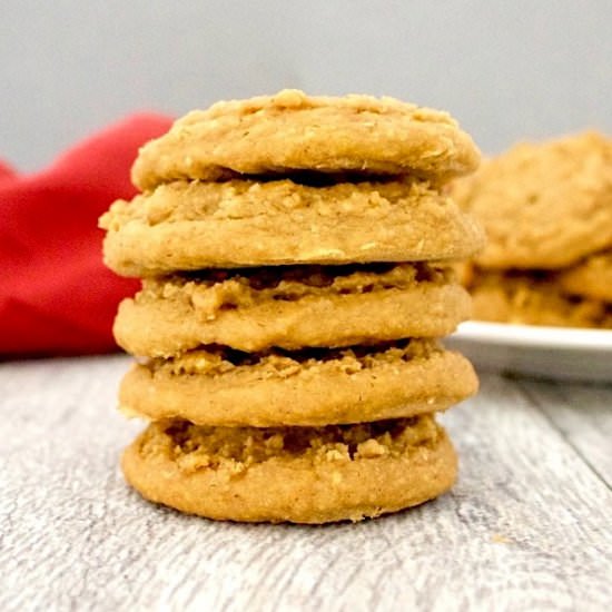 Soft & Chewy Peanut Butter Cookies - Recipe photo by vegannie