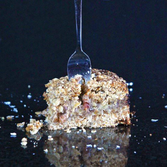 Banana Flapjack Crumble Cake - Recipe photo by glutenfreealchemist