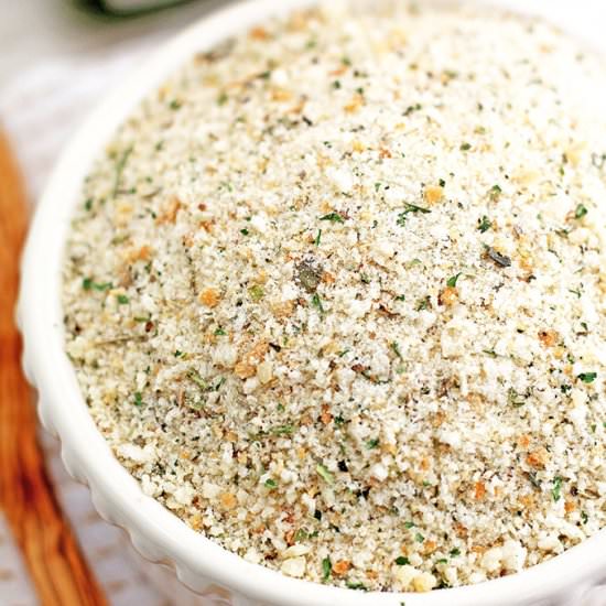 Easy Homemade Italian Bread Crumbs - Recipe photo by valyastasteofhome.com