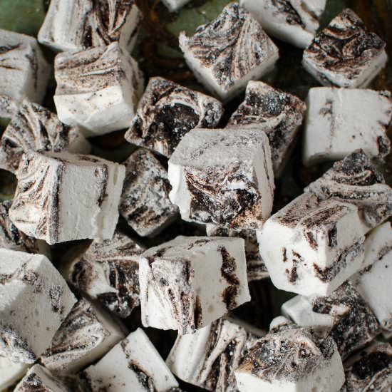 Oreo Swirl Marshmallows - Recipe photo by Katiecakes