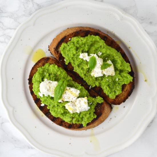 Pea Pesto Goats Cheese Bruschetta - Recipe photo by Inside the rustic kitchen