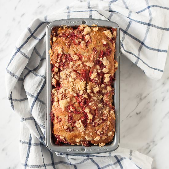 Spelt-Wheat Yeast Cake - Recipe photo by Simple Sugars