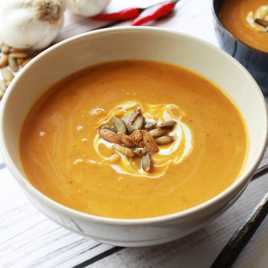 Easy Spiced Pumpkin Coconut Soup - Recipe photo by asiancaucasian