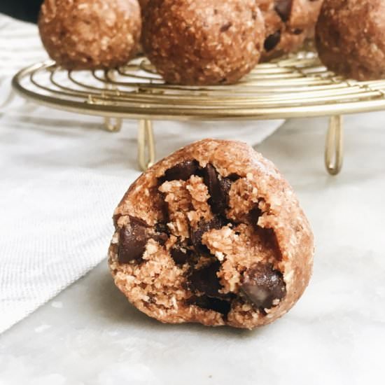 Roast Almond Cookie Dough Bites - Recipe photo by thehealthyhunter