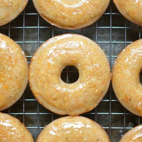 Vegan Orange Polenta Baked Donuts - Recipe photo by seeksatiation
