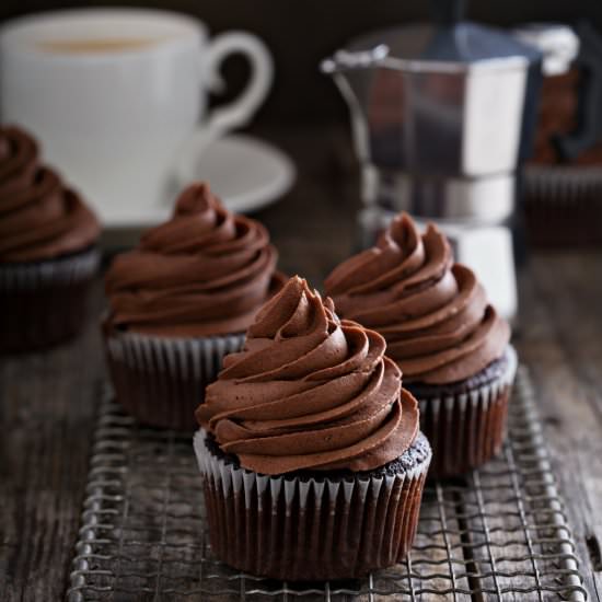 Chocolate Vegan Cupcakes - Recipe photo by raepublic