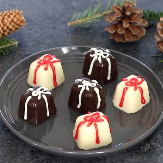 Easy Ice Cube Chocolates - Recipe photo by tipbuzz