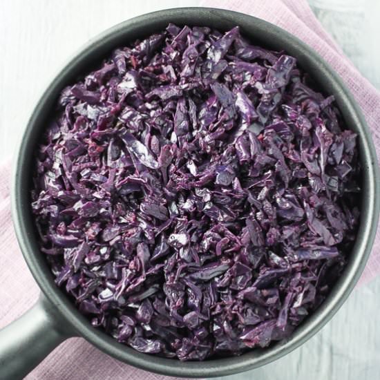 German Red Cabbage - Recipe photo by MariaUshakova