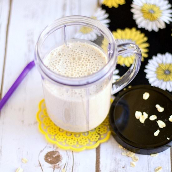 Overnight Oats Smoothie with Dates - Recipe photo by srividhya