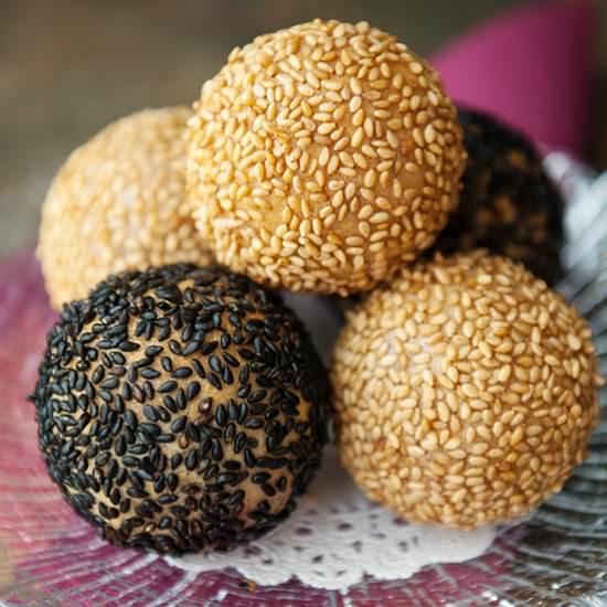 Chinese Sesame Balls - Recipe photo by kaweah
