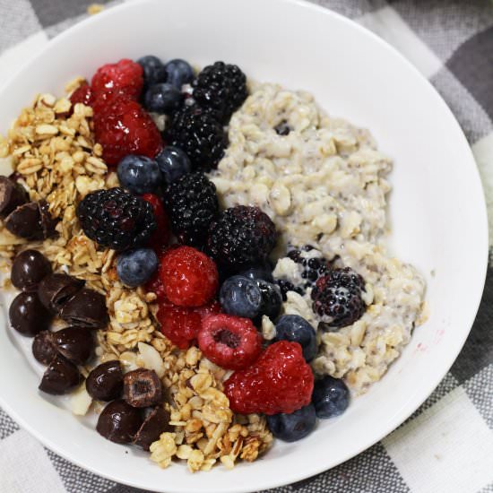 Oatmeal Chia Breakfast Bowls - Recipe photo by evseats