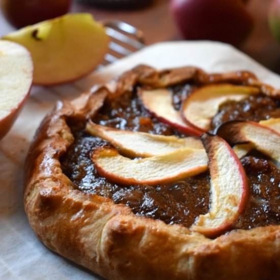 Mincemeat & Apple Galette - Recipe photo by OnlyCrumbsRemain