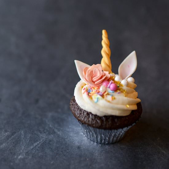 Unicorn Cupcakes Tutorial - Recipe photo by tikkido