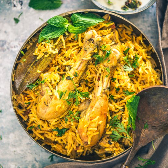 Tamatar Murgh Pulao - Recipe photo by Whiskaffair