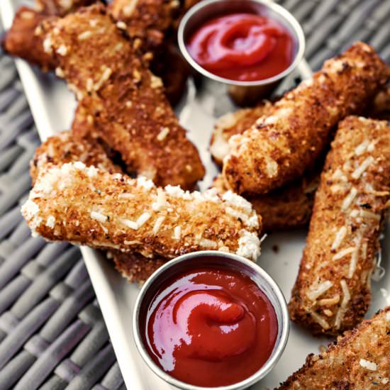 Spicy Parmesan Breaded Mozzarella Sticks - Recipe photo by intheknowmom