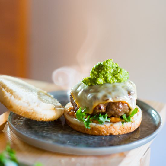Chorizo Burgers with Guacamole - Recipe photo by elenianag