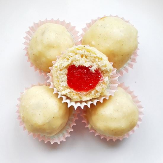 Vegan White Chocolate Truffles - Recipe photo by myhealthydessert