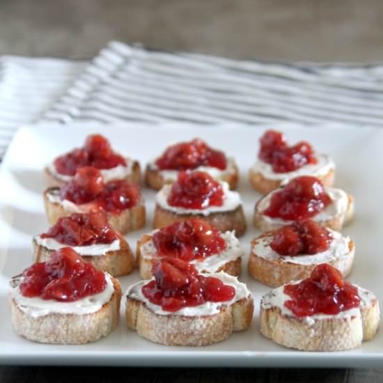 tart cherry bruschetta - Recipe photo by kojodesigns