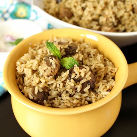 Mushroom & Soy Chunks Biryani - Recipe photo by srividhya