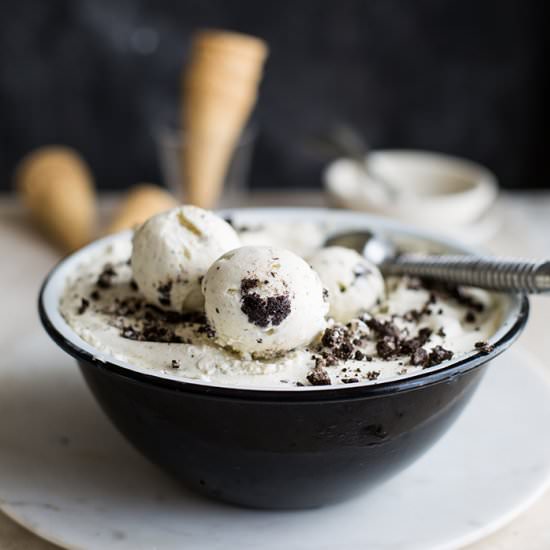 cookies & cream ice cream - Recipe photo by drizzleanddip