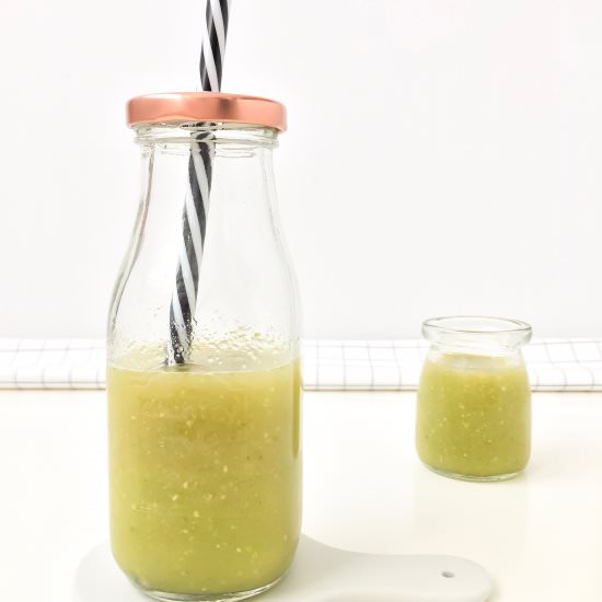 Nutritious green smoothie - Recipe photo by deandarporcasa