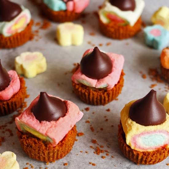 Kiss Me S’more - Recipe photo by When Hungry