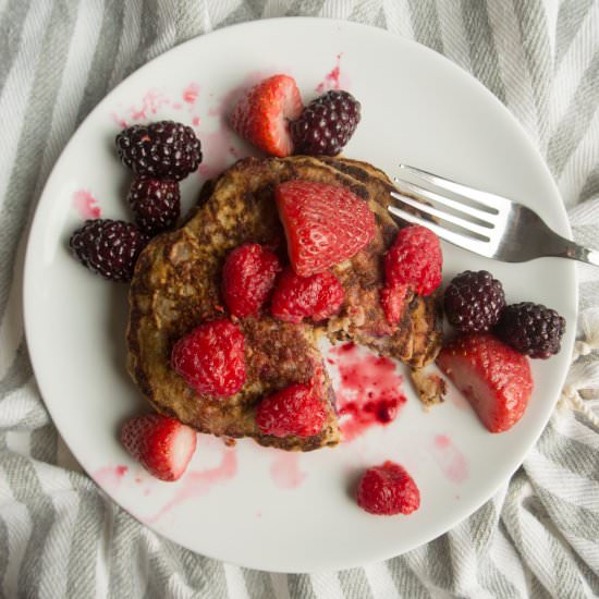 Oat Flour Pancakes w/ Berry Syrup - Recipe photo by myutensilcrock