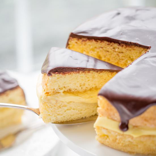 Boston Cream Pie - Recipe photo by Savingroomfordessert
