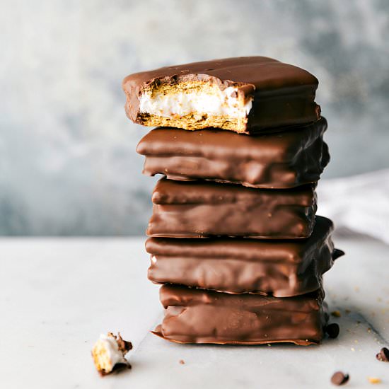 4-Ingredient Girl Scout Cookies - Recipe photo by chelseasmessyapron