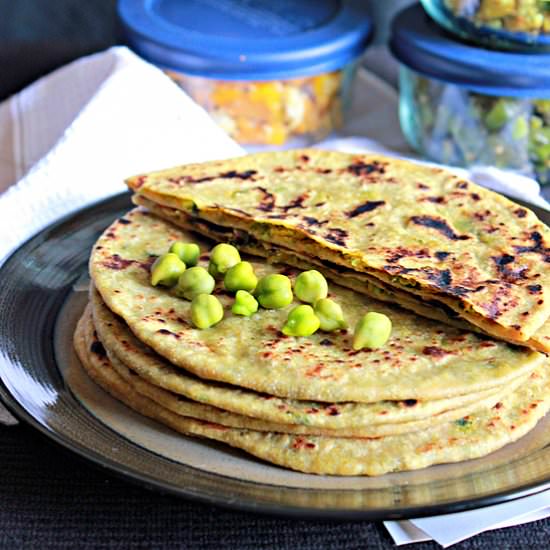 Chickpeas Stuffed Flat Breads - Recipe photo by Aromatic Cooking