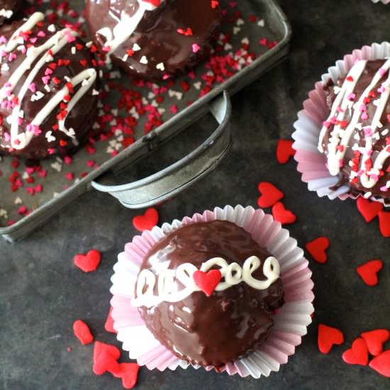 Creme Filled Chocolate Cupcakes - Recipe photo by theseasidebaker