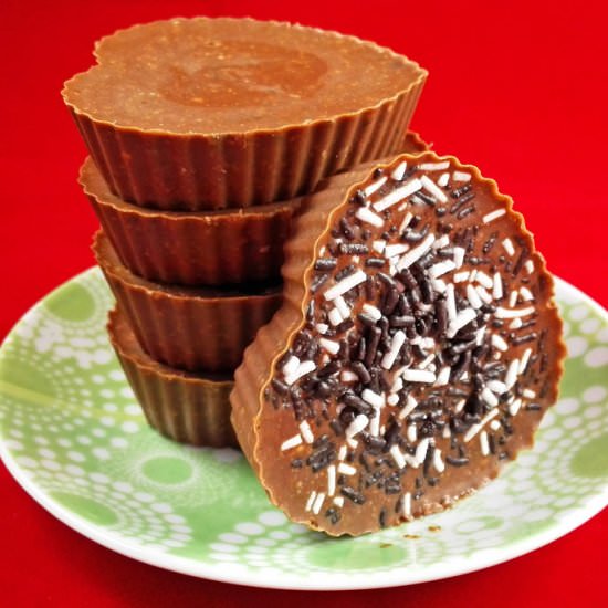 Vegan Crunchy Chocolate Hearts - Recipe photo by myhealthydessert