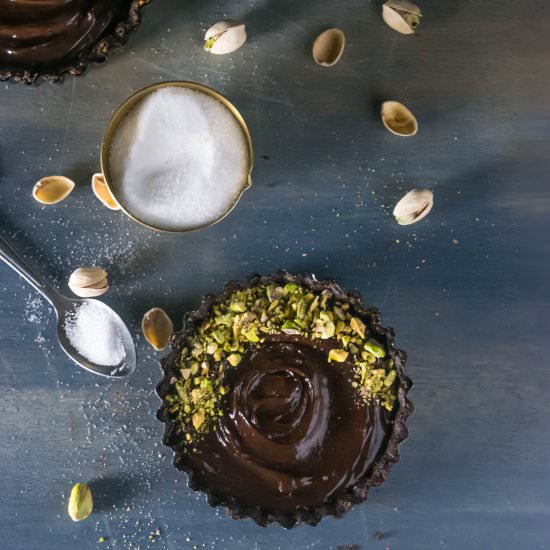 Dark Chocolate Pistachio Tarts - Recipe photo by thelastcookie