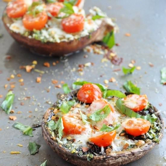 Portabello Mushroom Pesto Pizza - Recipe photo by honeywhatscooking
