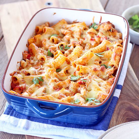 Chicken and Pesto Pasta Bake - Recipe photo by sugarsaltmagic