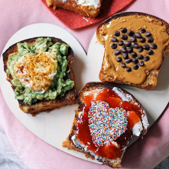 V-Dday Toast Breakfast in Bed - Recipe photo by Hannah Berry