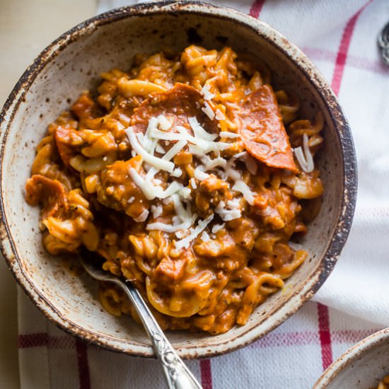 Pizza Crock Pot Pasta - Recipe photo by foodfaithfitness