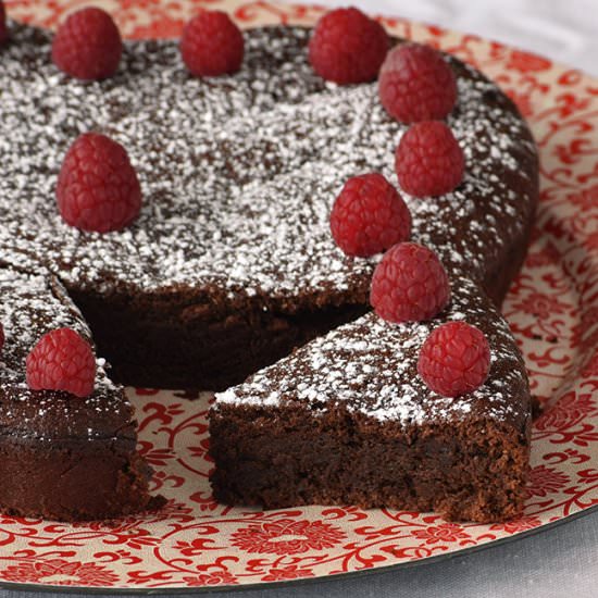 Chocolate Fudge Gluten Free Cake - Recipe photo by akane86