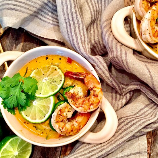 Thai Shrimp Red Curry Bowls - Recipe photo by AHintofWine