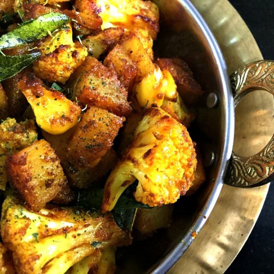 Aloo Gobi - Recipe photo by CurryandVanilla