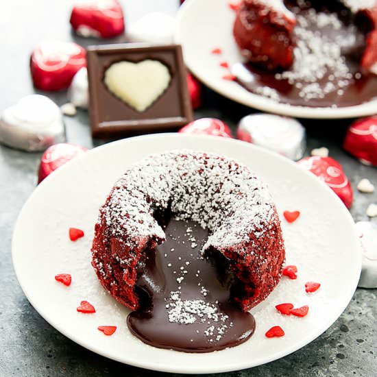 Red Velvet Molten Lava Cakes - Recipe photo by kirbie