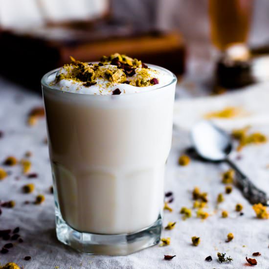 Rosehip Chamomile Tea Latte - Recipe photo by megiswell