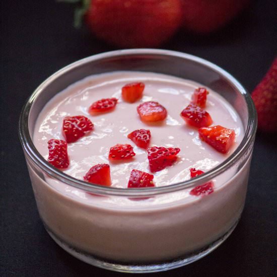 Strawberry Shrikhand - Recipe photo by Palaharam