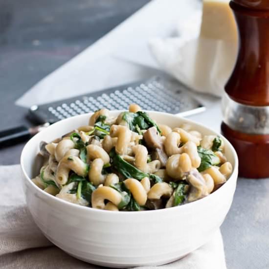 One Pot Mushroom and Spinach Pasta - Recipe photo by The Merchant Baker